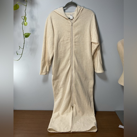 Smash + Tess Long Zip Front Hoodie - Picture 3 of 12